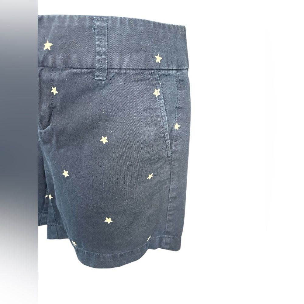 G.H.Bass & Co.Womens Navy Blue with White Stars Size 2 material 100% cotton used - Picture 2 of 5